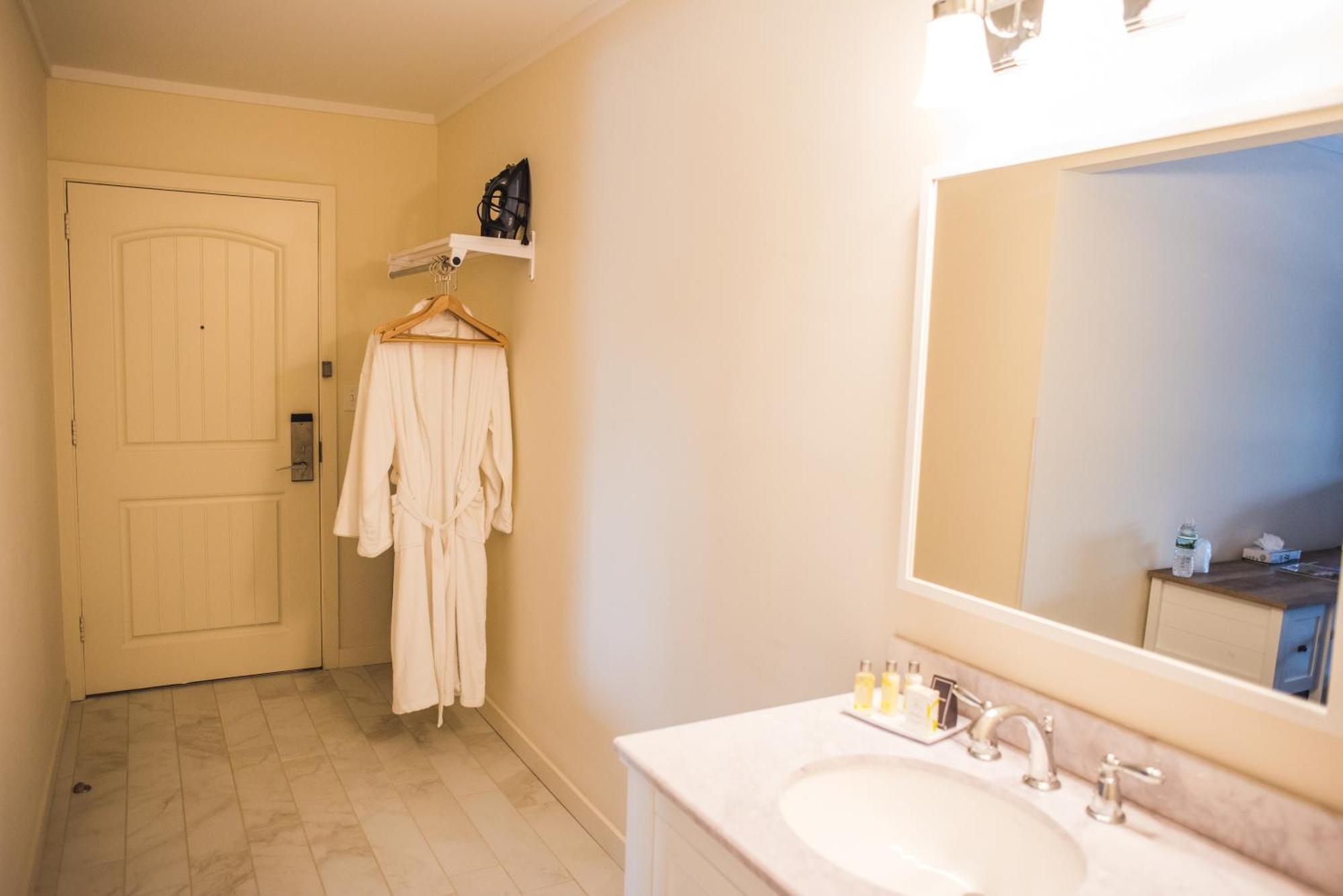 Hotel Circle 4*